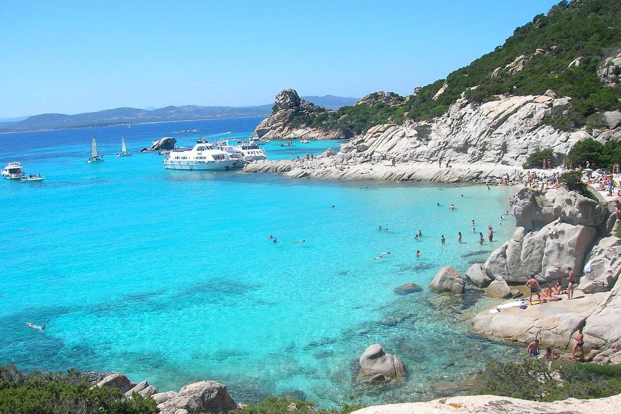 Badebucht auf Sardinien