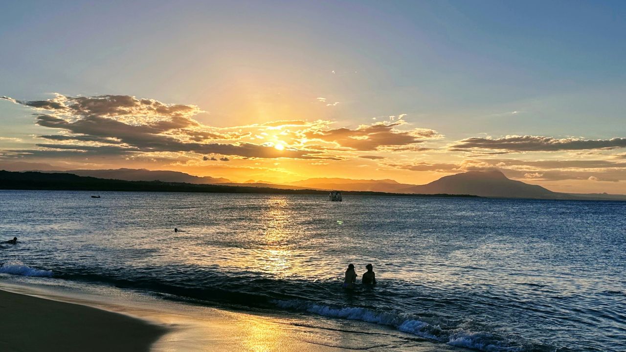 Bahía de Maimón Strand Sonnenuntergang