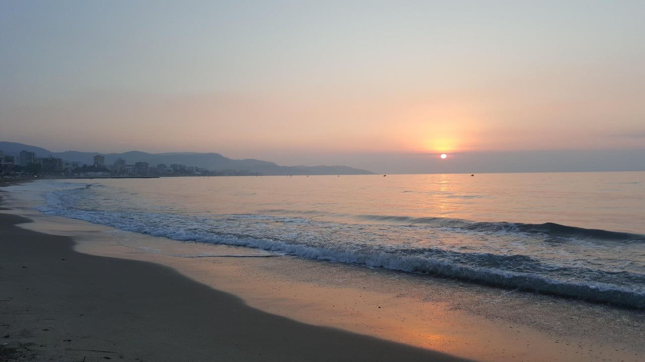 Benicàssim Strand Sonnenaufgang