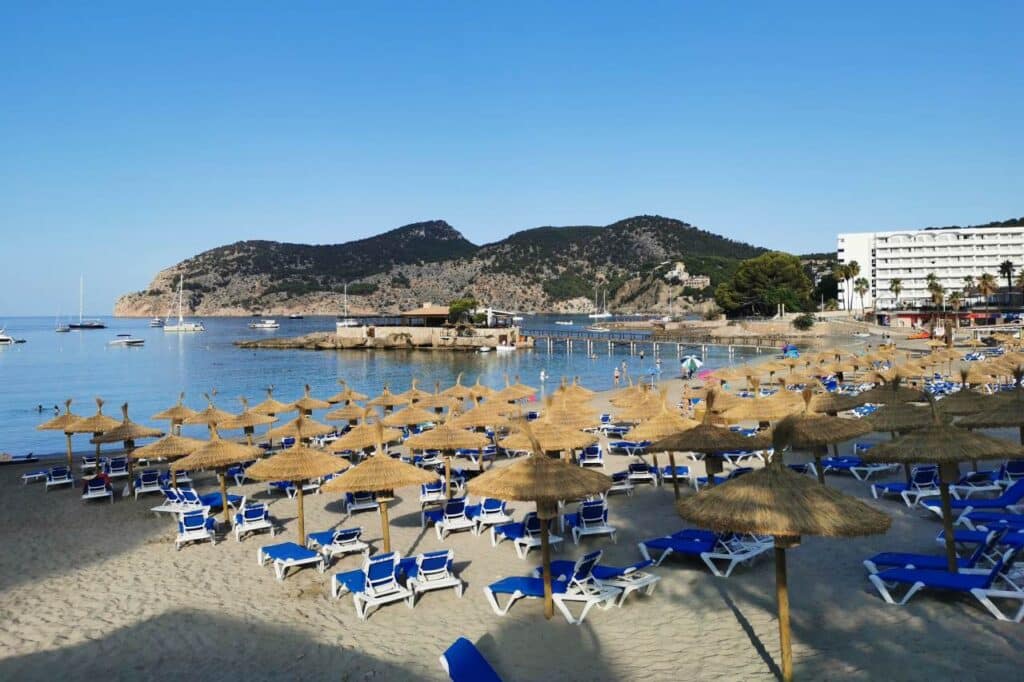 Bucht und Strand von Camp de Mar