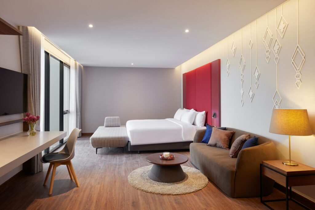 Centara Life Hotel Bangkok Phra Nakhon Budget-Hotel