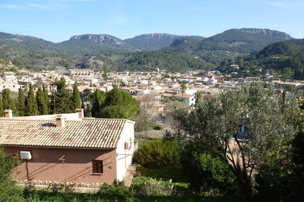 Esporles im Tramuntana Gebirge
