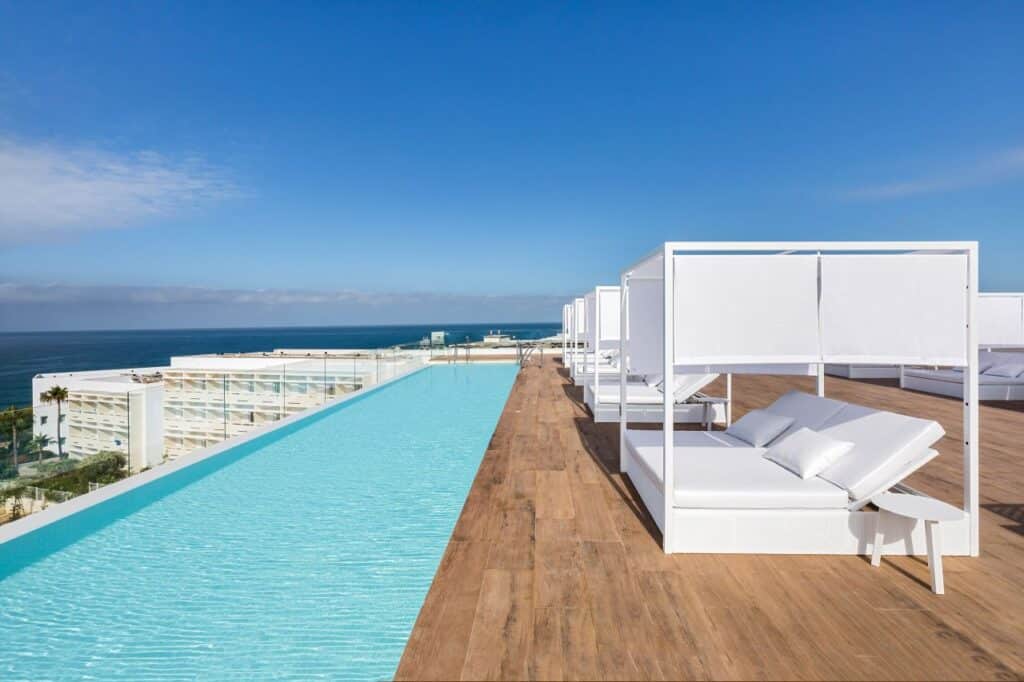Grupotel Conil Playa Infinity-Pool Aussicht Atlantik