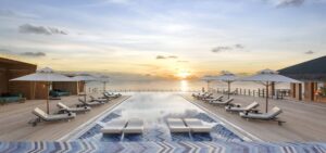 JW Marriott Maldives Resort Entspannen am Pool