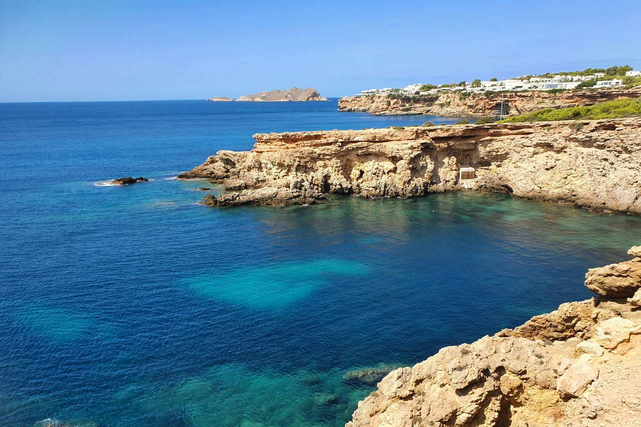 Klippen Westküste Ibiza