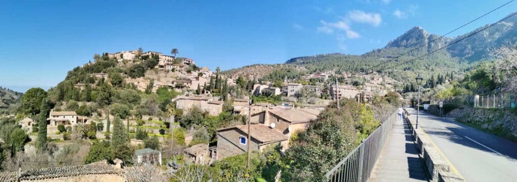 Künstlerdorf Deià am Tramuntana Gebirge
