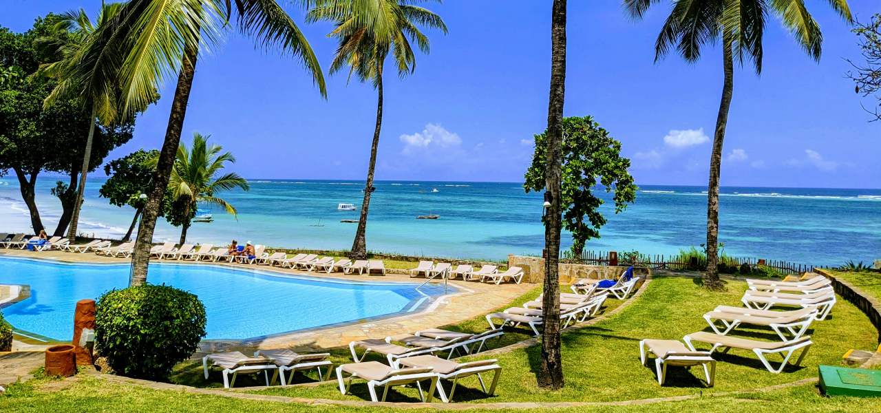 Mombasa attraktive Hotelanlagen am Strand