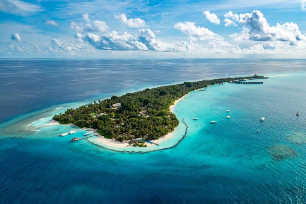 Niva Kuramathi Maldives zwei Kilometer lang
