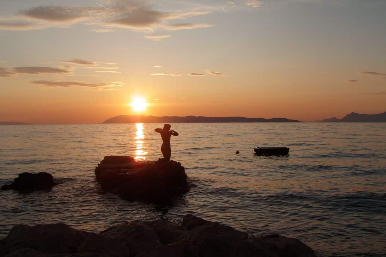 Podgora Sonnenuntergang am Meer