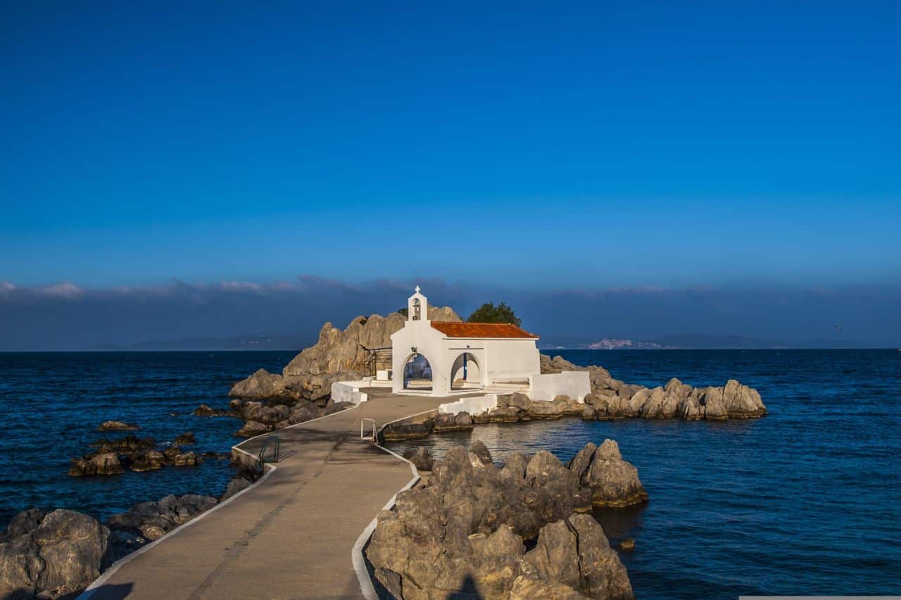 Romantische Kirche auf Chios
