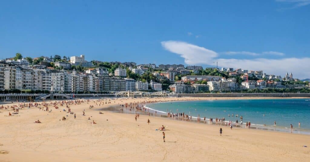 San Sebastián langgezogene Bucht