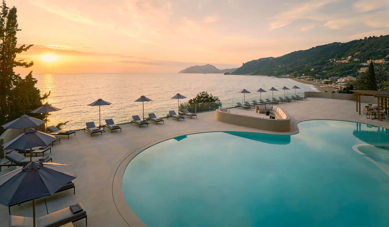 Sonnenuntergang Álkyna Lifestyle Beach Resort Korfu