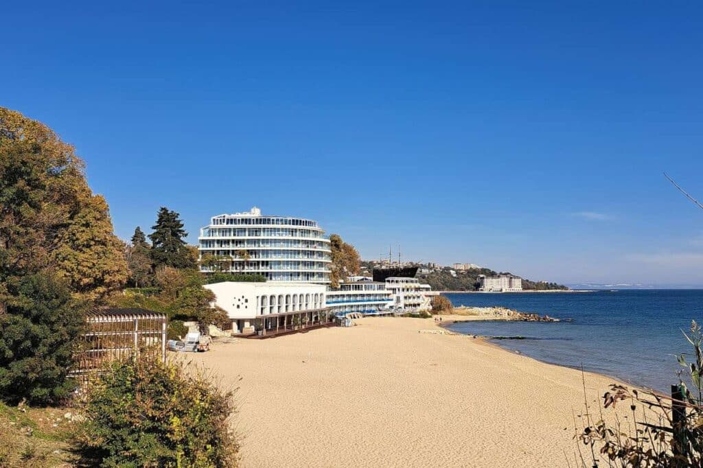 Sveti Konstantin Strand in der Nachsaison