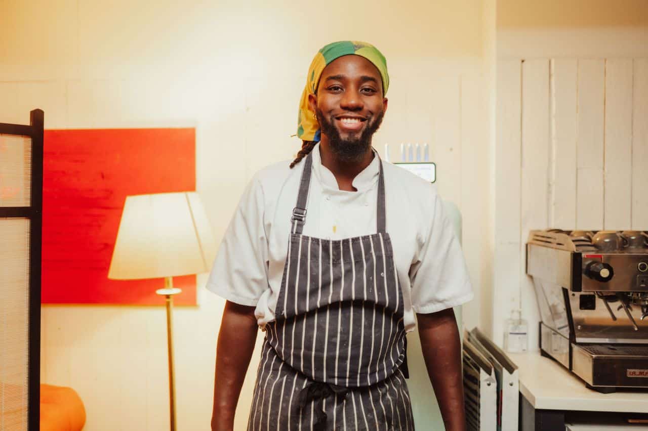 Trev Lockz kocht im Cora Cora Maldives