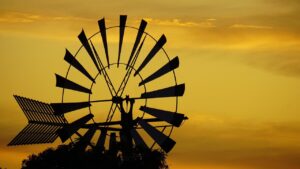 Windmühle im Sonnenuntergang auf Mallorca