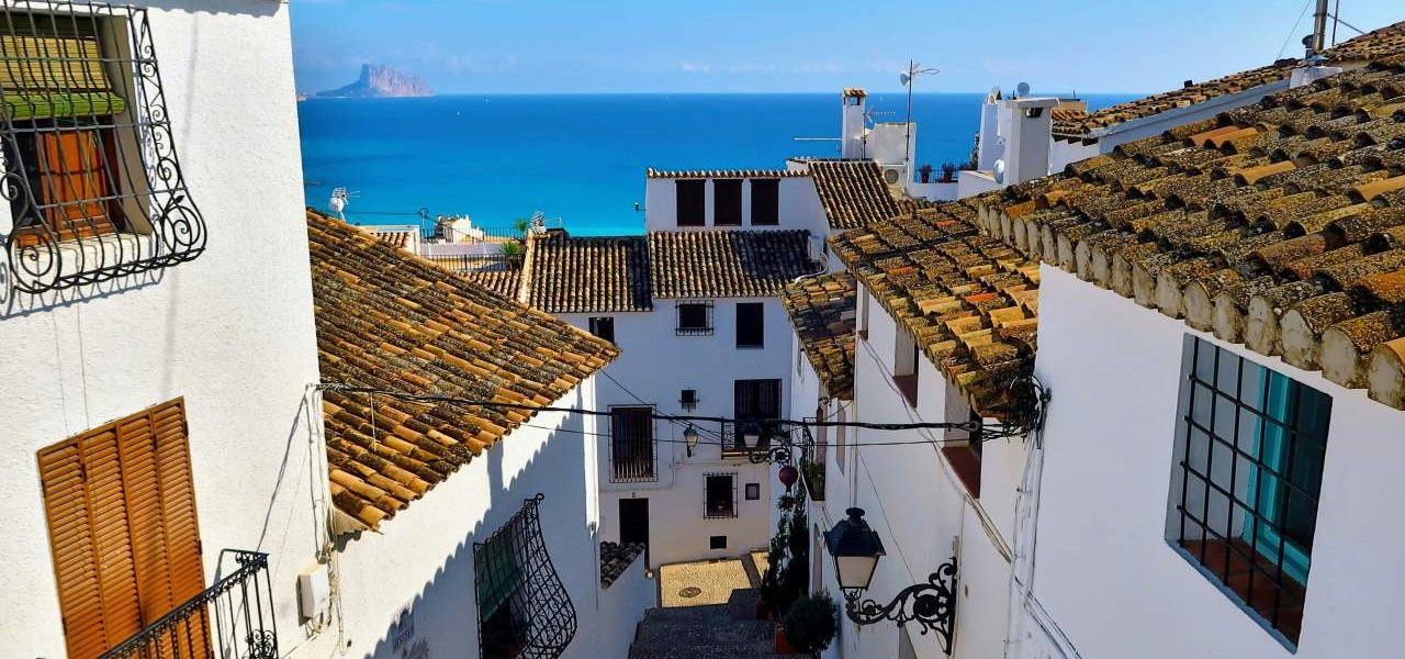Altea Costa Blanca schmale Gassen Meerblick