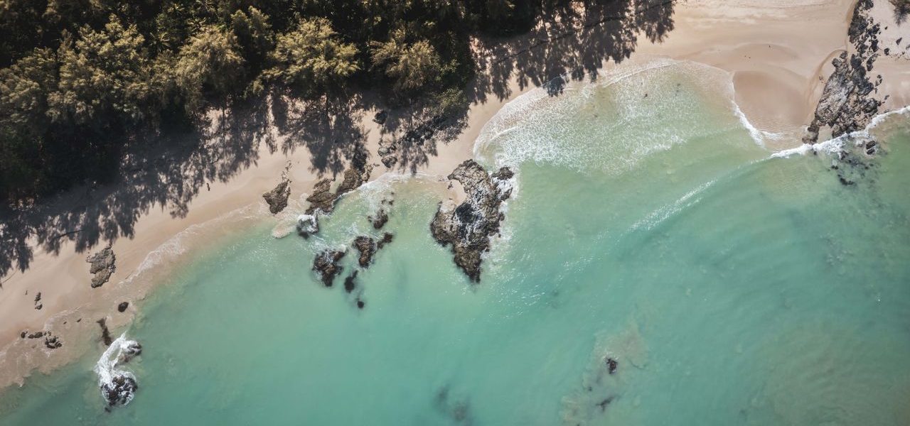 Avani+ Khao Lak Resort Strand