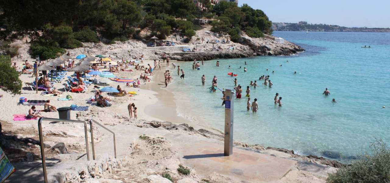 Badebucht und Strand bei Illetas Badebucht und Strand bei Illetas