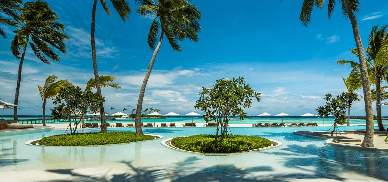 COMO Maalifushi Poolbereich
