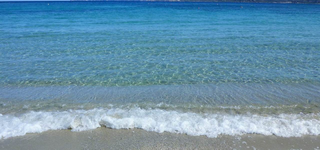 Glasklares Wasser Buchten Nordküste Sardinien
