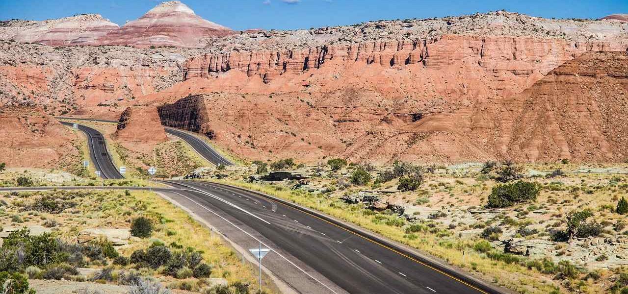Highway Berglandschaft USA