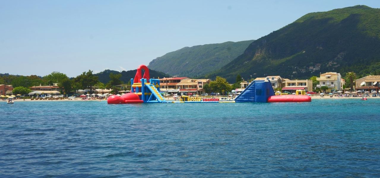 Küstenlinie von Ipsos auf Korfu