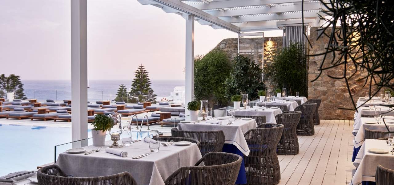 Myconian Ambassador Restaurant mit Meerblick