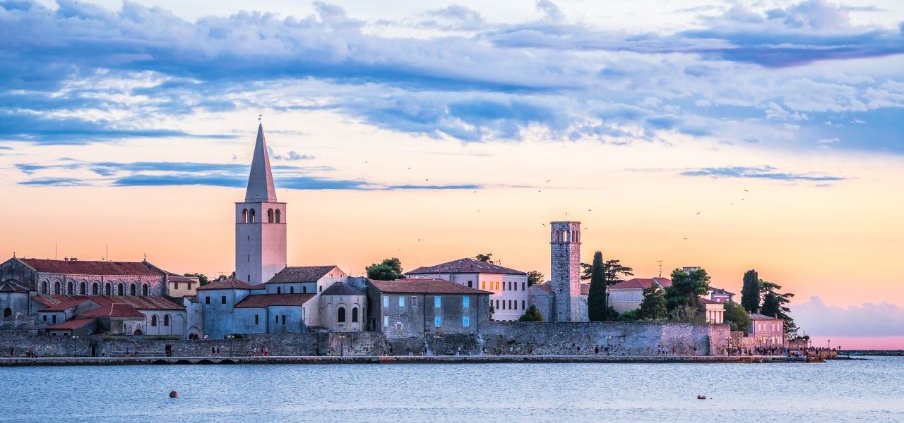 Poreč Altstadt bei Sonnenuntergang