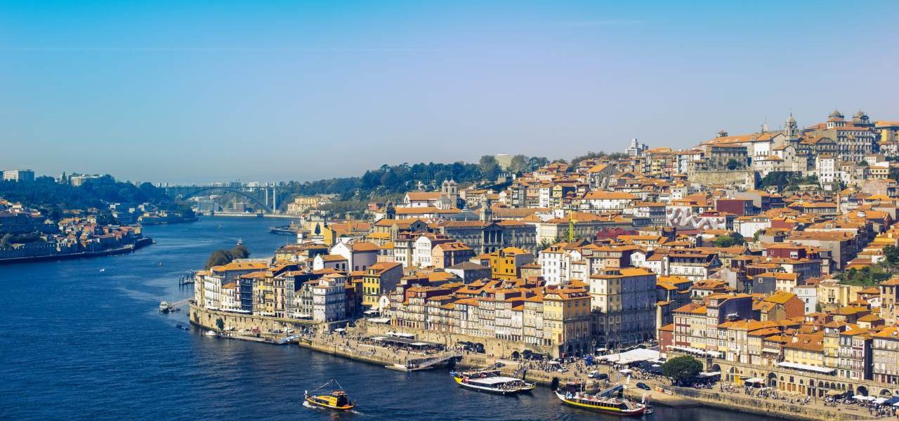 Porto liegt direkt am Douro