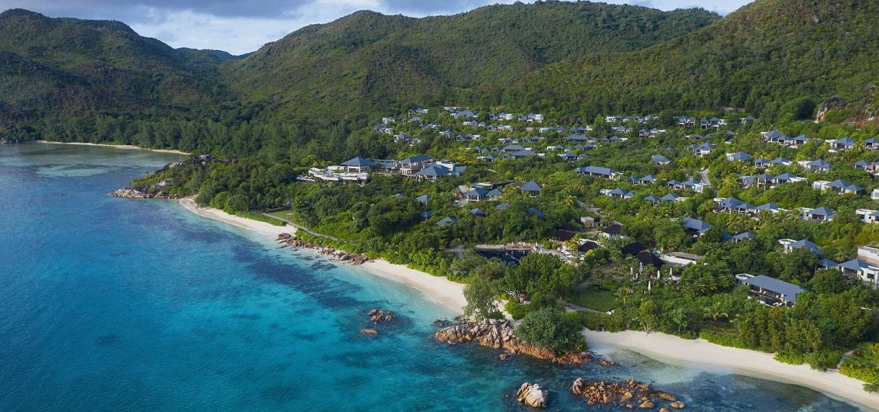 Raffles Seychelles am Traumstrand Anse Lazio Raffles Seychelles am Traumstrand Anse Lazio