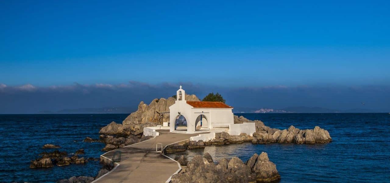 Romantische Kirche auf Chios