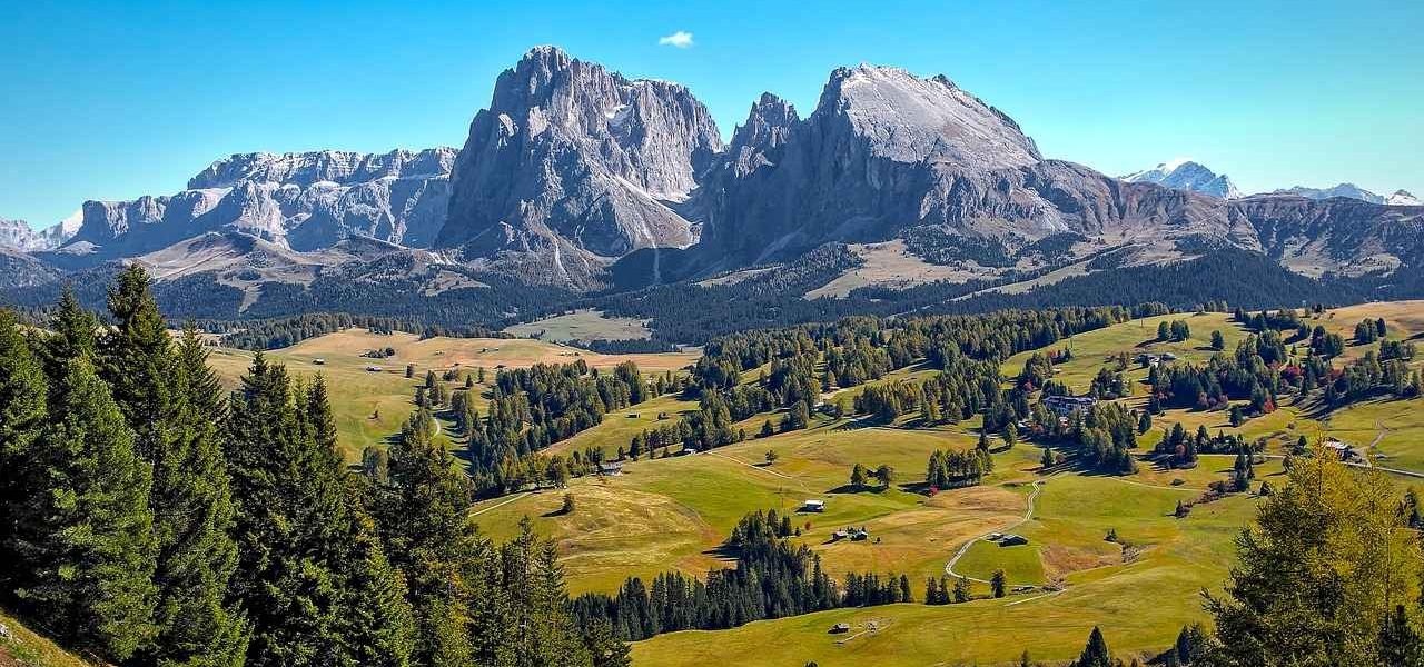Sommerpanorama Seiser Alm Südtirol Sommerpanorama Seiser Alm Südtirol