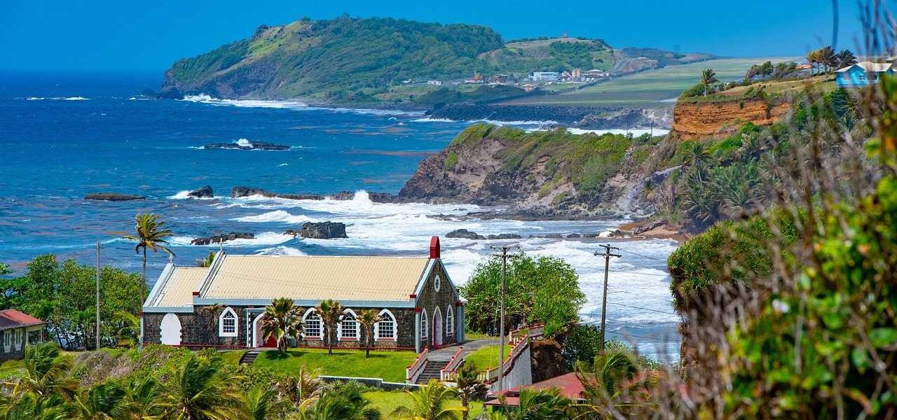 St. Vincent und die Grenadinen tropische Farbkontraste