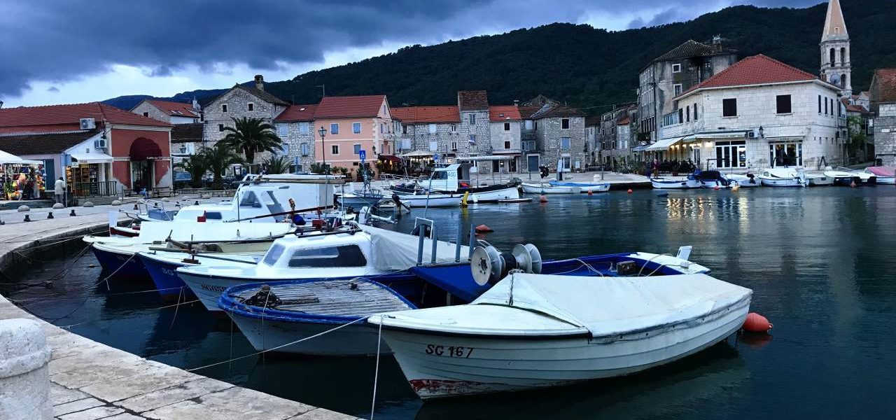 Stari Grad auf Hvar Hafenbereich