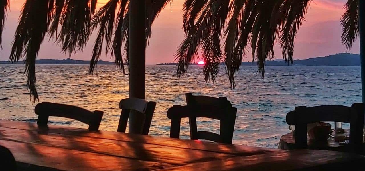 Strandbar Sonnenuntergang Chalkidiki