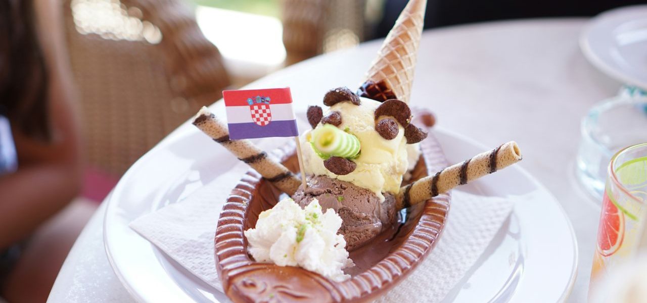 Vodice Norddalmatien Eisbecher