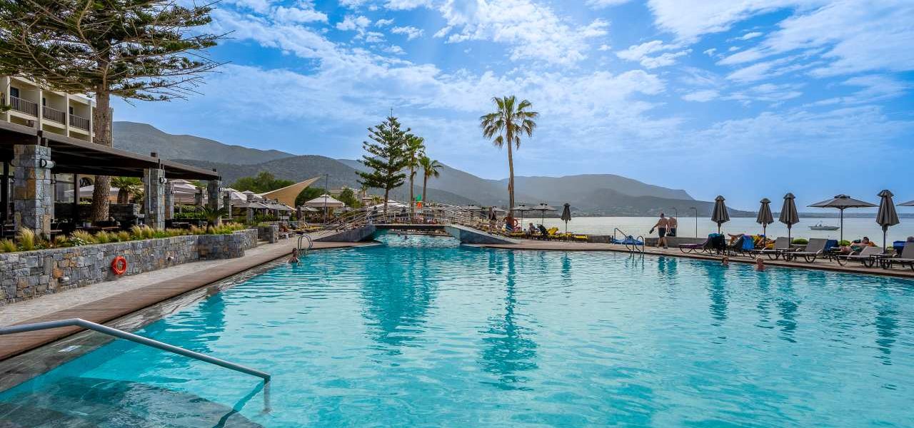 allsun Hotel Malia Beach Pool mit Meerblick